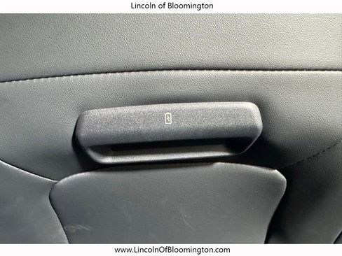 Used 2025 Ford Expedition Tremor AWD/4WD image 26