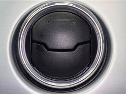 Used 2017 Ford Mustang GT Premium image 16