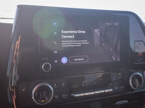 Used 2024 Toyota Highlander XSE image 15