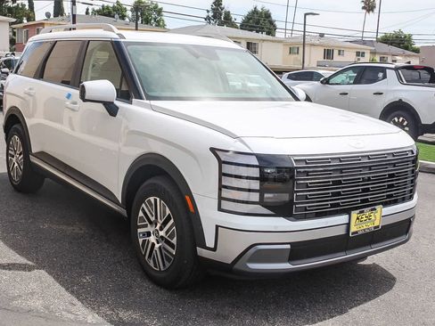 New 2026 Hyundai Palisade SEL Premium FWD image 3