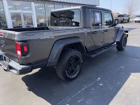 Used 2021 Jeep Gladiator Sport AWD/4WD image 3