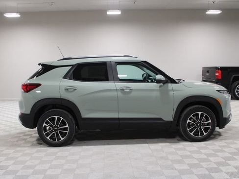 New 2026 Chevrolet TrailBlazer LT w/ Convenience Package AWD/4WD image 11