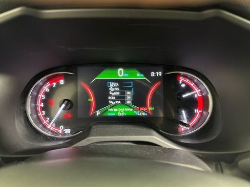 Used 2025 Toyota RAV4 XLE AWD/4WD image 60