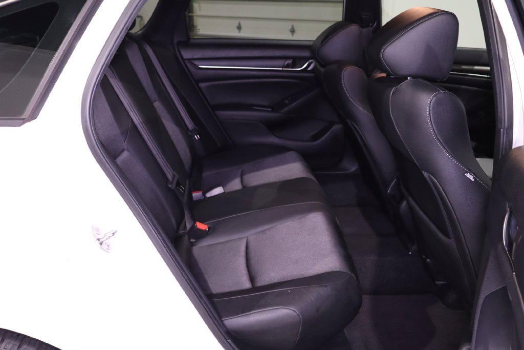 Used 2019 Honda Accord Sport image 32