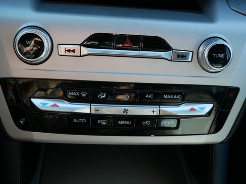 Certified 2023 Ford Explorer XLT w/ Equipment Group 202A image 26