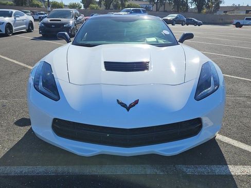 Used 2017 Chevrolet Corvette Stingray Coupe RWD image 4