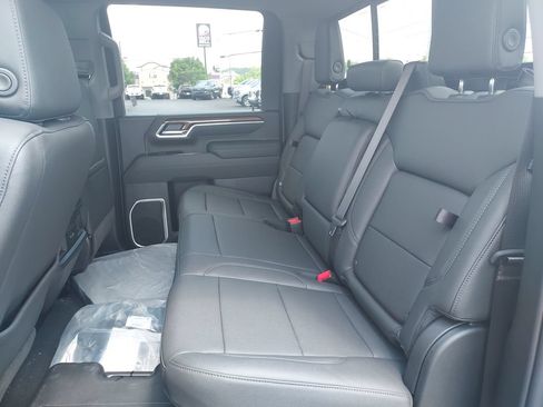 New 2026 Chevrolet Silverado 3500 LT w/ All Star Edition AWD/4WD image 23
