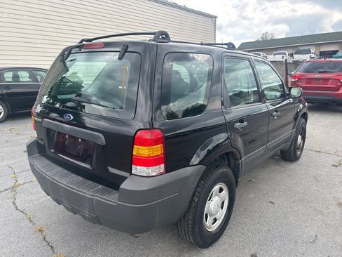 Used 2007 Ford Escape XLS AWD/4WD image 6