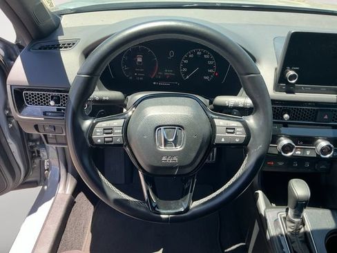 Used 2025 Honda Civic Sport image 9