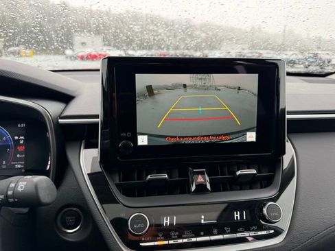 Certified 2023 Toyota Corolla Cross XLE w/ Convenience Package image 27