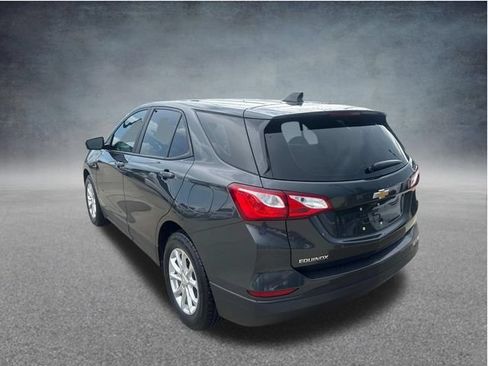 Used 2021 Chevrolet Equinox LS FWD image 7