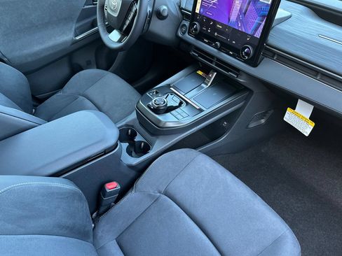 New 2026 Toyota C-HR AWD/4WD image 18