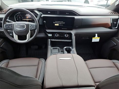 New 2026 GMC Sierra 2500 Denali w/ Denali Reserve Package image 6
