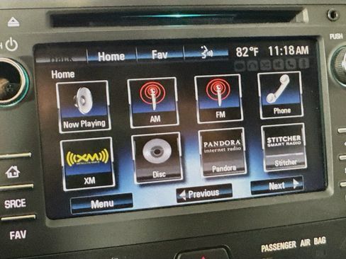 Used 2016 Chevrolet Traverse LT FWD image 14