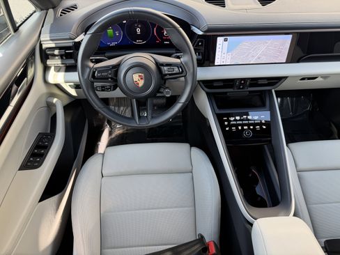 Used 2024 Porsche Macan 4 Electric image 19