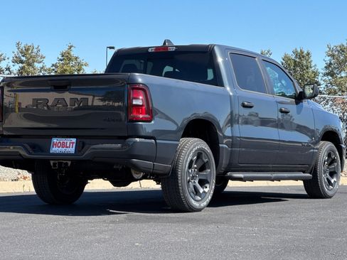New 2026 RAM 1500 Express AWD/4WD image 3