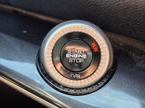 Used 2024 Jeep Wagoneer L 4WD image 41