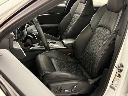 Used 2020 Audi S6 Premium Plus w/ S Sport Package AWD/4WD image 32