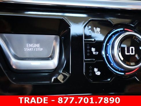 Used 2025 GMC Sierra 3500 Denali Ultimate image 28