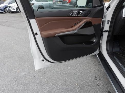 New 2026 BMW X5 xDrive50e image 14