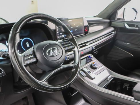 Used 2023 Hyundai Palisade Calligraphy image 24