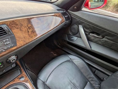Used 2008 BMW Z4 3.0si image 16
