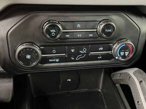 Used 2023 Ford Bronco Big Bend image 20