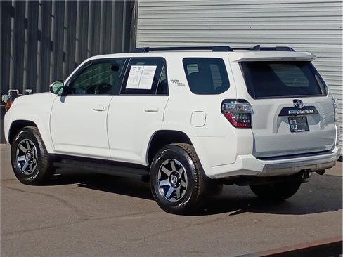 Used 2024 Toyota 4Runner TRD Off-Road image 8