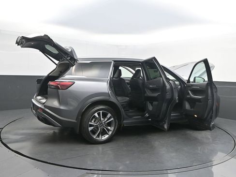 Used 2023 INFINITI QX60 Luxe w/ Cargo Package image 42