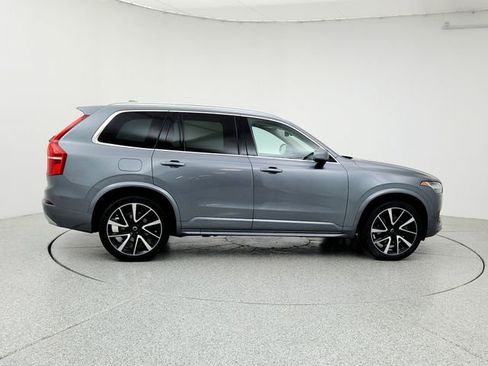 Used 2020 Volvo XC90 T6 Momentum w/ Protection Package image 4