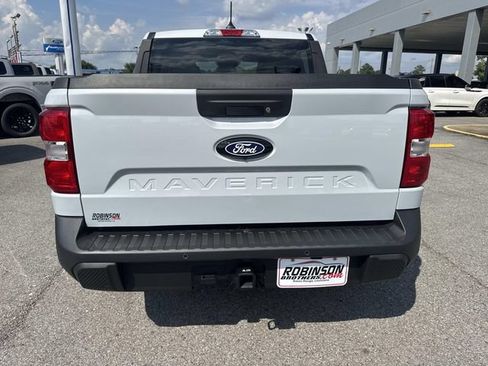 New 2026 Ford Maverick XLT w/ XLT Luxury Package FWD image 6