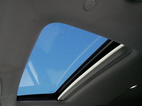 Used 2024 Honda CR-V EX image 29