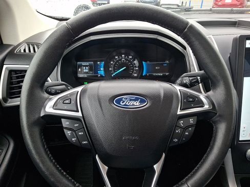 Certified 2022 Ford Edge SEL w/ Convenience Package AWD/4WD image 19