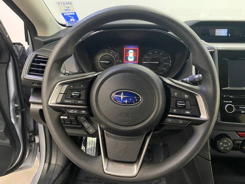 Used 2022 Subaru Impreza 2.0i Premium image 16