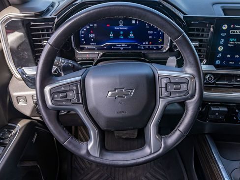 Used 2022 Chevrolet Silverado 1500 LT Trail Boss w/ Convenience Package II image 19