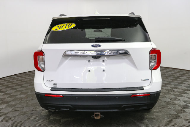 Used 2020 Ford Explorer XLT w/ Comfort Package AWD/4WD image 8