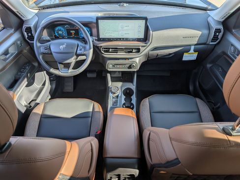 New 2025 Ford Bronco Sport Outer Banks w/ Outer Banks Tech Package+ image 11