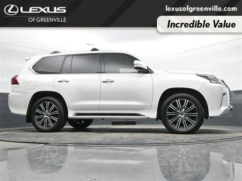 Used 2018 Lexus LX 570 4WD image 39