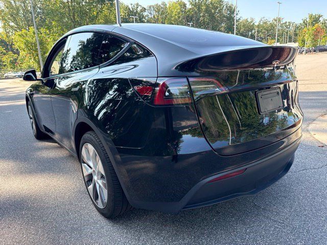 Used 2024 Tesla Model Y Long Range AWD/4WD image 15