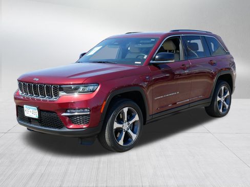 Used 2022 Jeep Grand Cherokee Limited 4xe AWD/4WD image 3