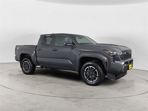 Used 2024 Toyota Tacoma TRD Sport image 6