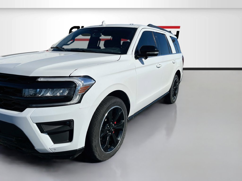 Used 2023 Ford Expedition Limited AWD/4WD image 3