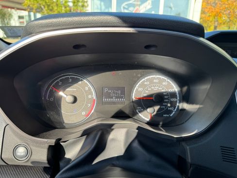 Used 2019 Subaru Crosstrek 2.0i Premium image 17