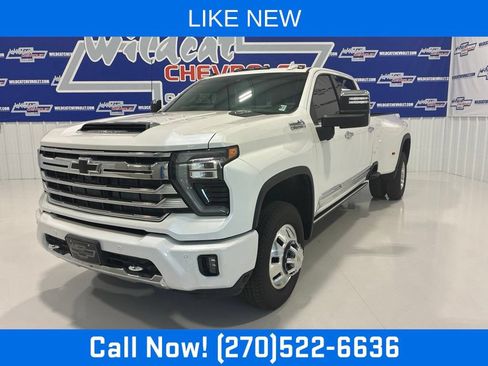 Used 2025 Chevrolet Silverado 3500 High Country w/ High Country Premium Package AWD/4WD image 1