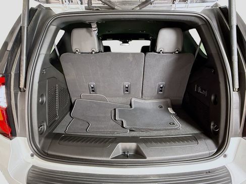 Used 2026 GMC Yukon Elevation RWD image 26