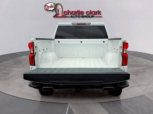 Used 2021 Chevrolet Silverado 1500 LT Trail Boss w/ Convenience Package II image 21