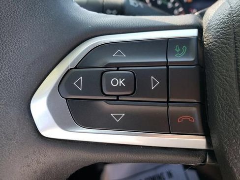 Used 2022 Jeep Compass Latitude AWD/4WD image 16