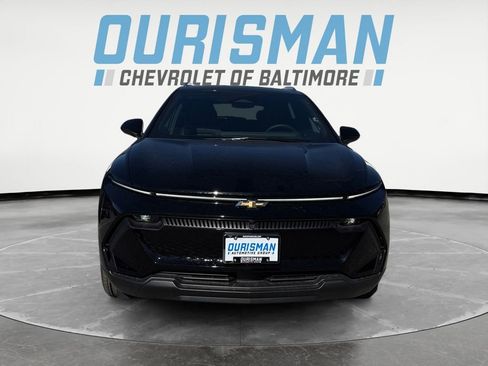 New 2026 Chevrolet Equinox EV LT image 8