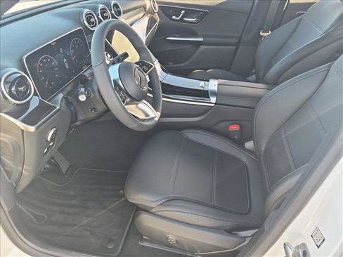 Used 2026 Mercedes-Benz GLC 300 image 15