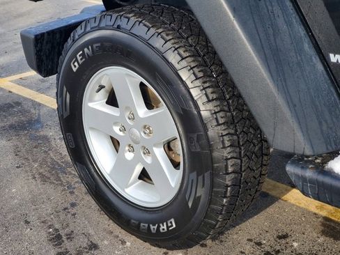 Certified 2016 Jeep Wrangler Sport w/ Quick Order Package 24S image 22